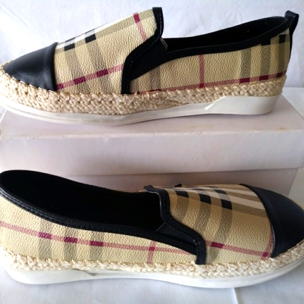 Tengynfly Slip On Cushioned Comfort Sneakers